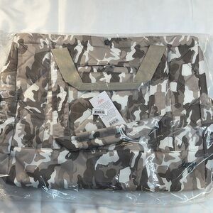 NWT Lug Yacht - Camo Taupe